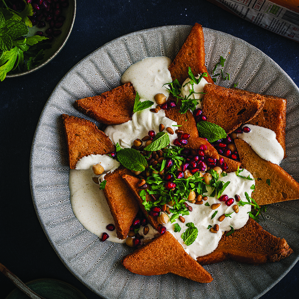 Fatteh with crunchy golden bread