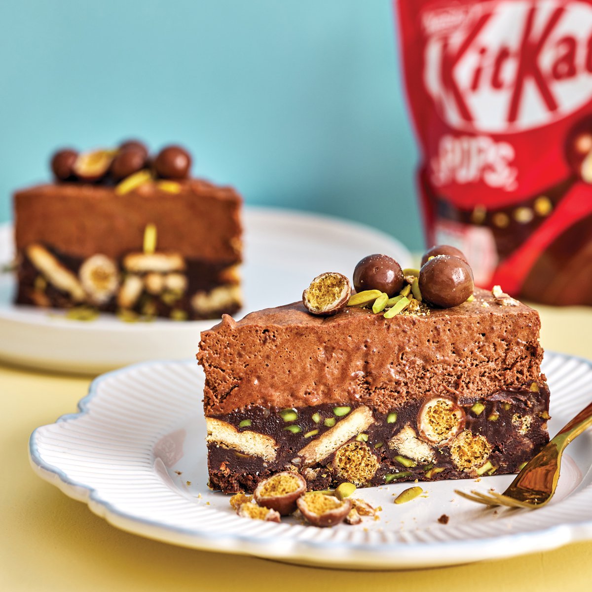 Greek mosaiko cake with KitKat Pops