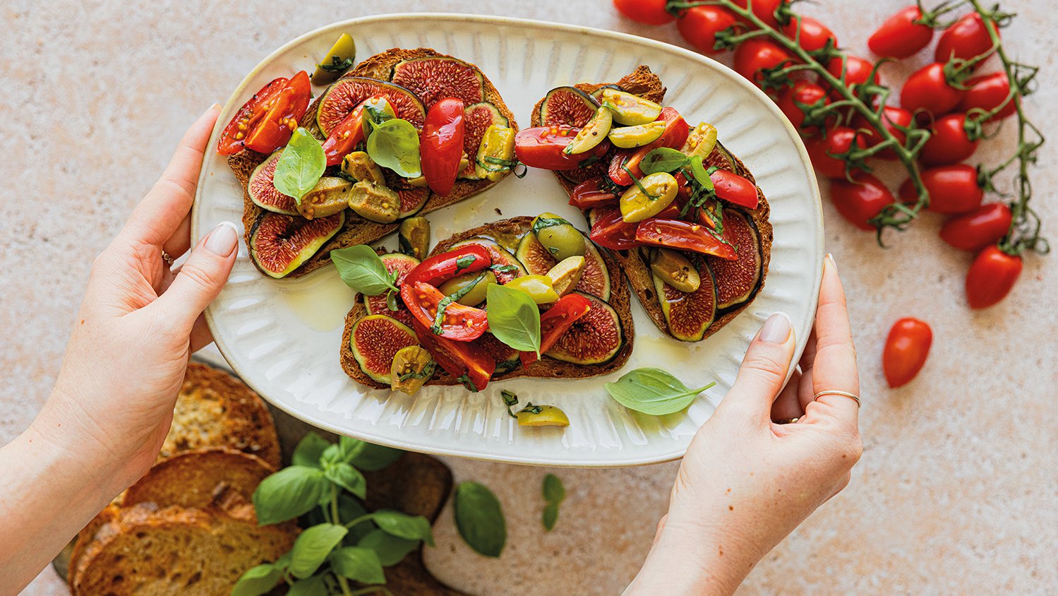 Green olive, fig and tomato bruschetta