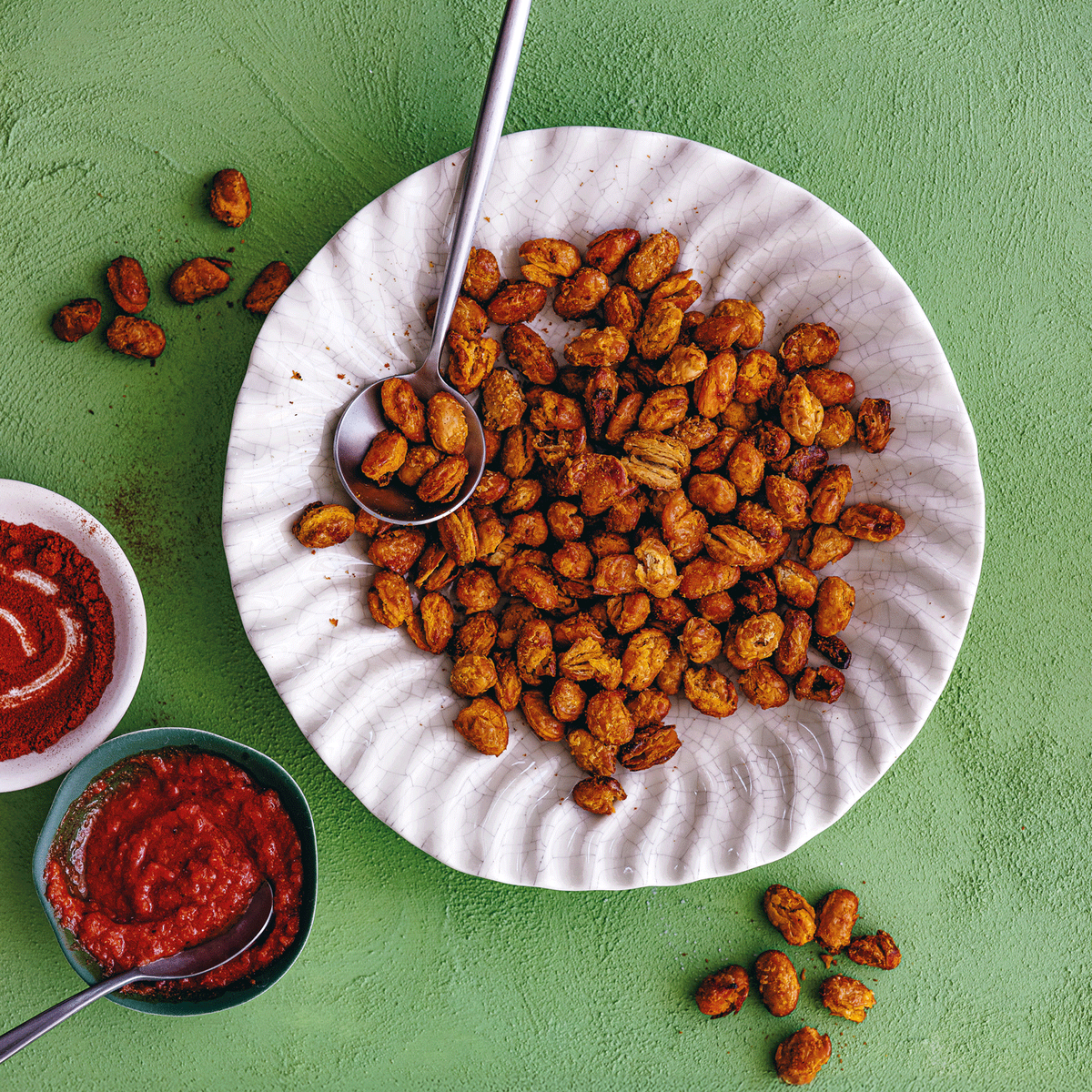 Harissa-roasted crispy butter beans