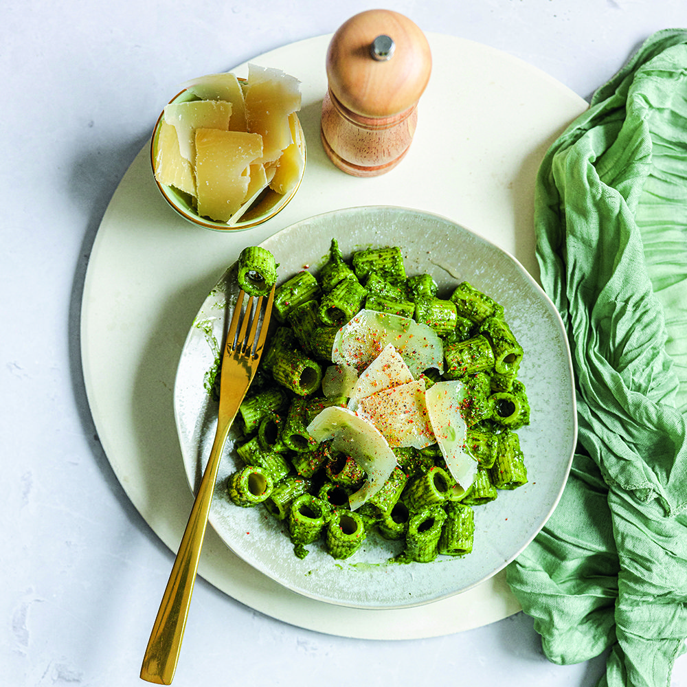 Kale and spinach rigatoni