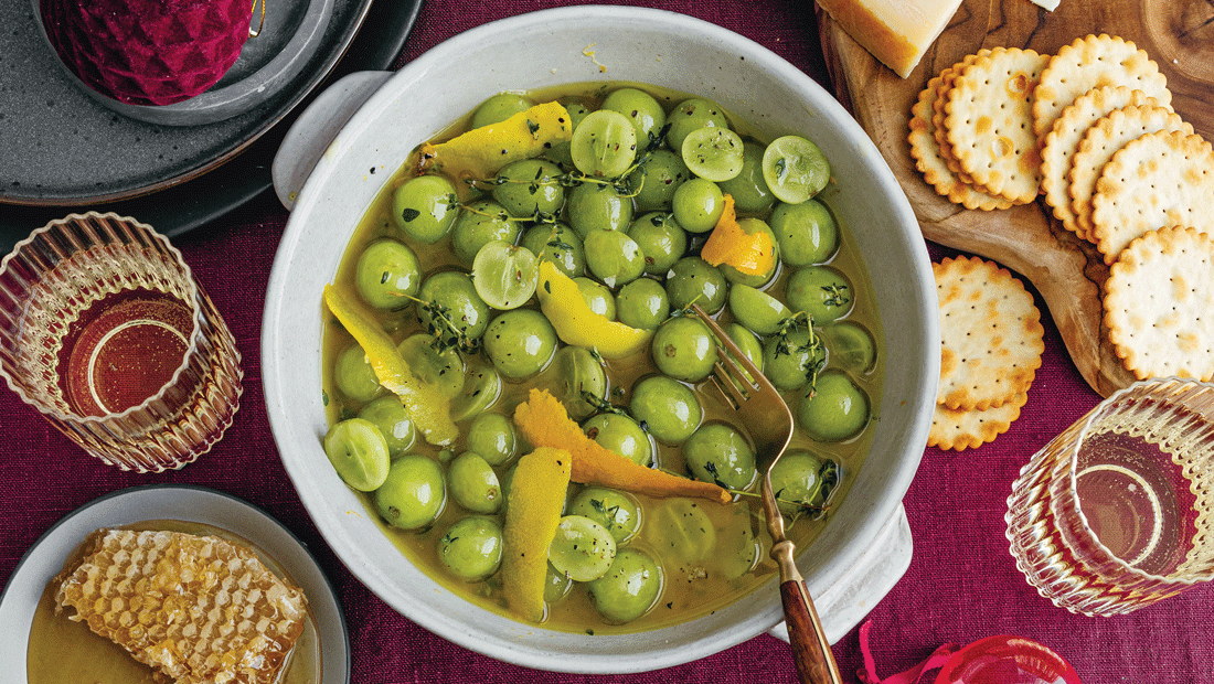 Citrus-infused grapes