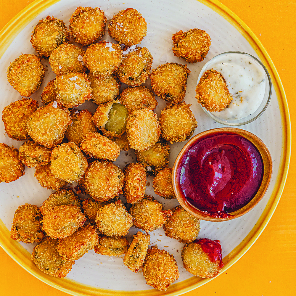 Memphis deep-fried pickles