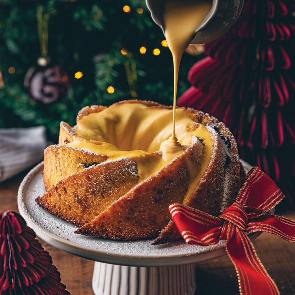 Mince pie custard bundt