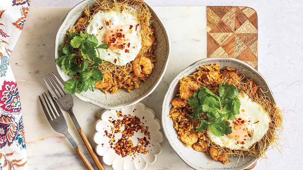 Nasi goreng with crispy vermicelli eggs