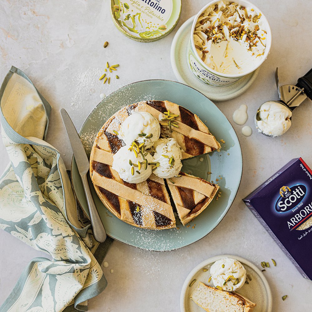 Pastiera Napoletana with pistachio gelato