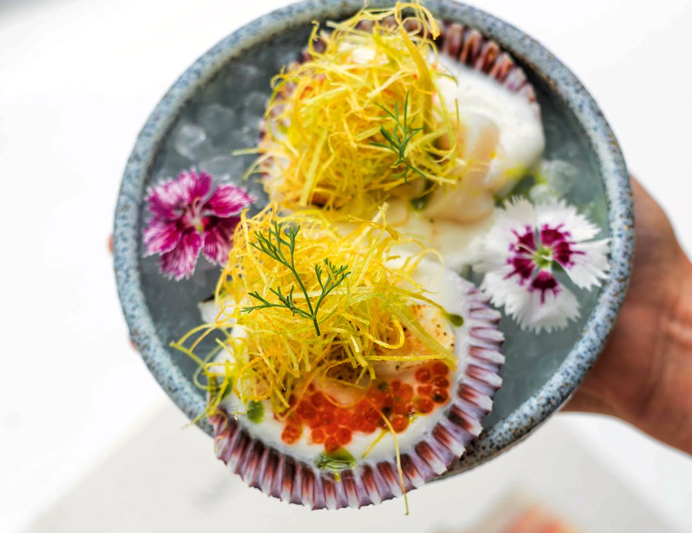 Scallops with leeks at Astrid y Gastón