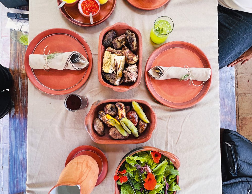 The feast of pachamanca with meats