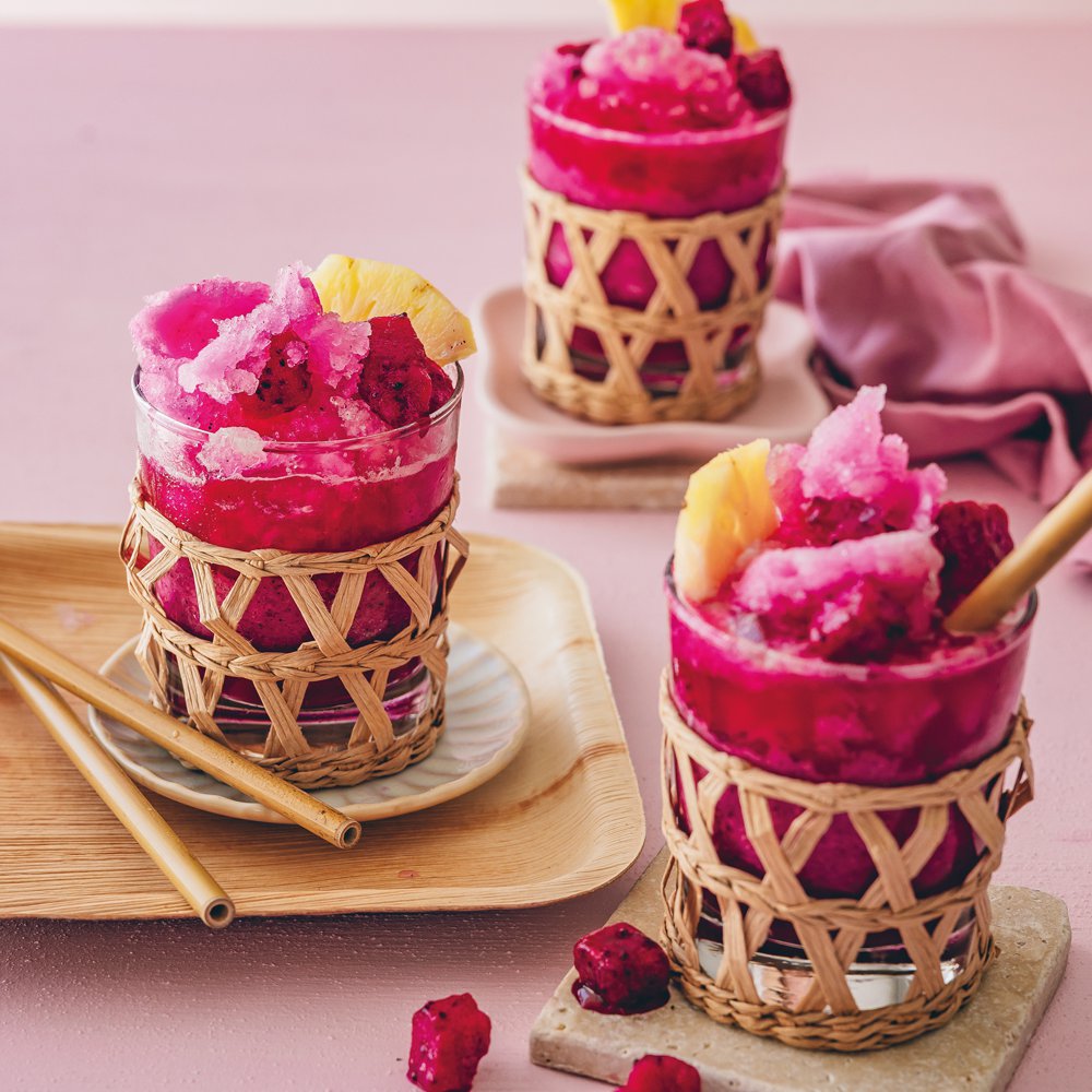 Pineapple and dragon fruit lemonade