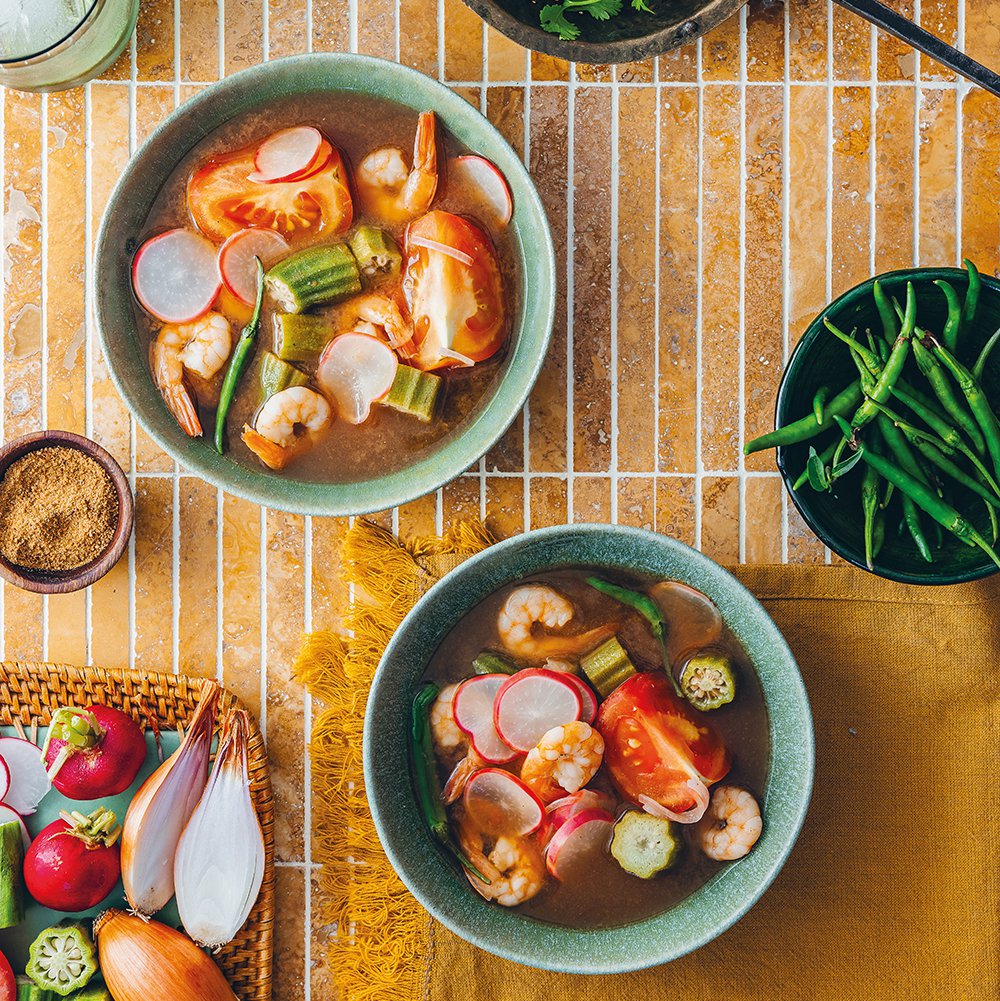 Sweet and sour sinigang