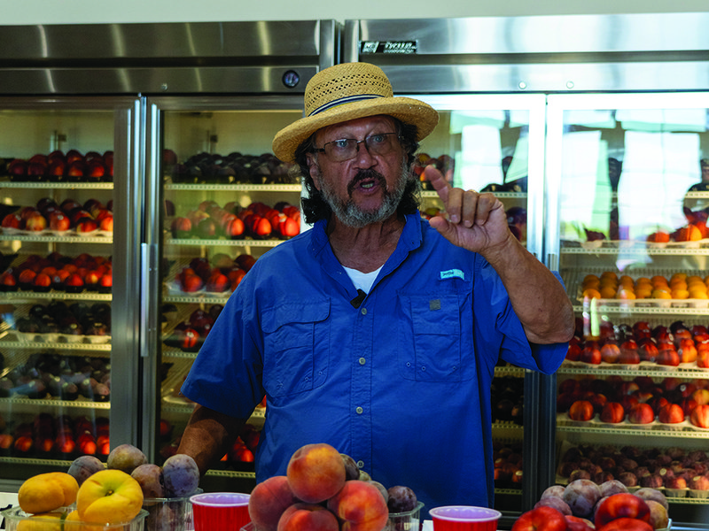 Multi-generational farmers of Family Tree Farms in California are thoroughly committed to producing “the best fruit you’ve ever tasted”  │ Muxlow, David Jackson, Daniel Jackson and Troy Jackson │ Tutura trellises allow for sunlight among the orchards │ Natural wax on stone fruit is best for flavour │ Eric Wuhl │  Troy, Grant and Ty