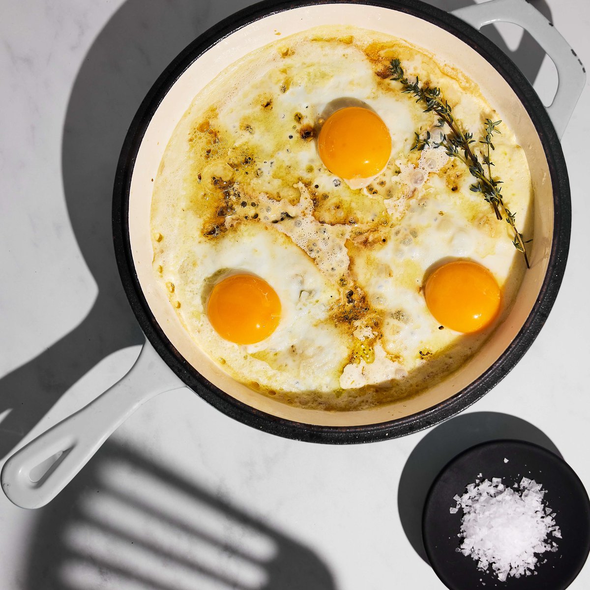 Cream fried eggs