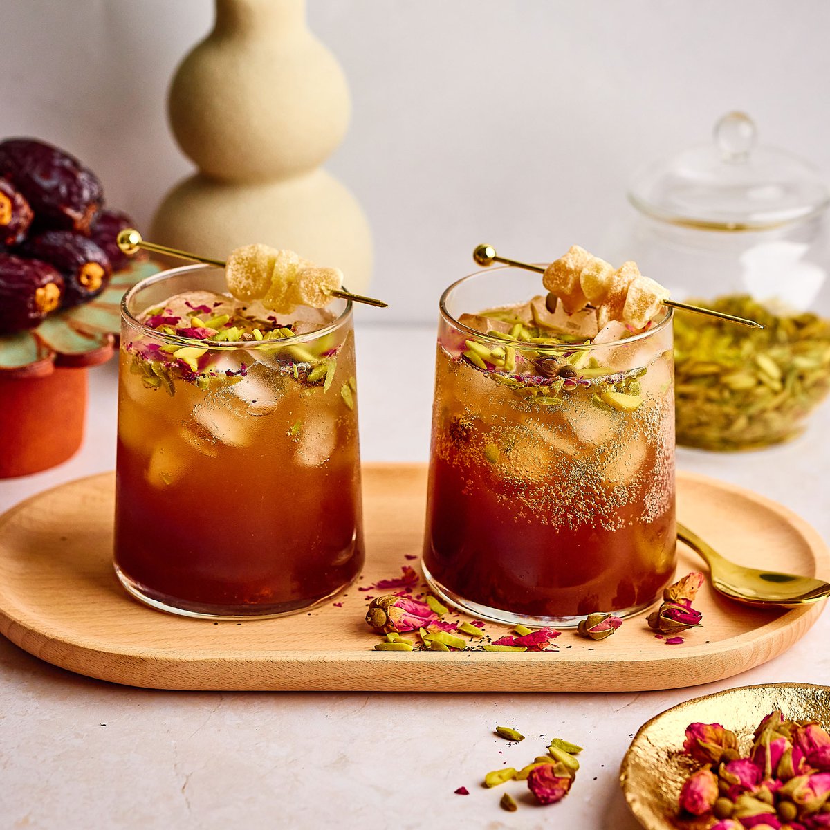 Jallab, tamarind and ginger fizz