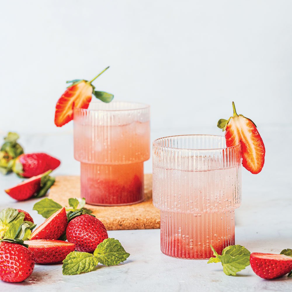 Strawberry, lemongrass and ginger spritz