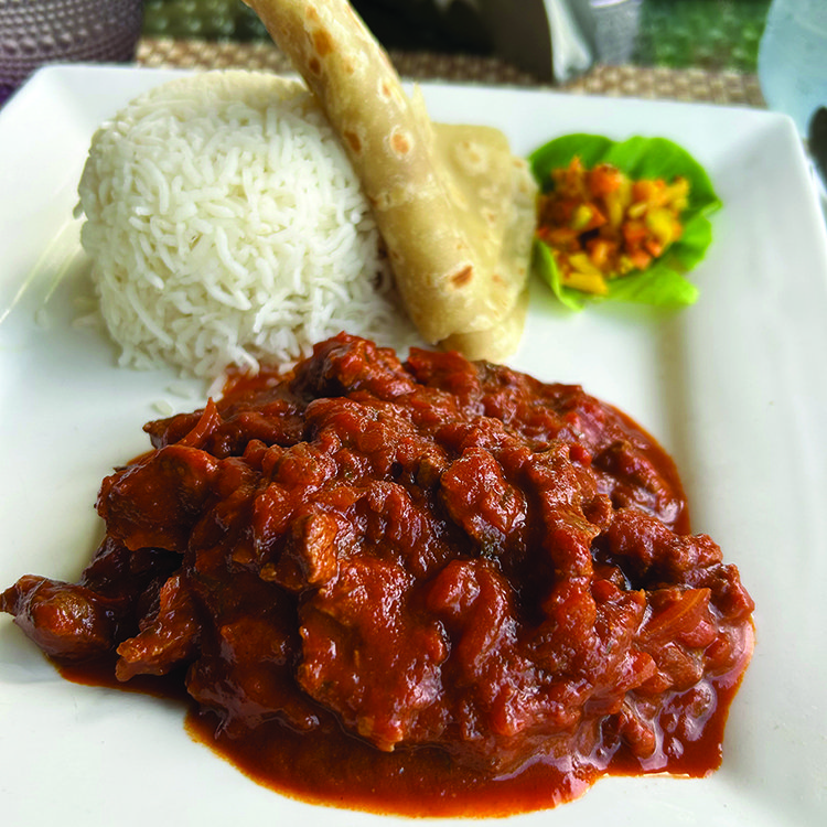 Beef rougaille with rice and farata