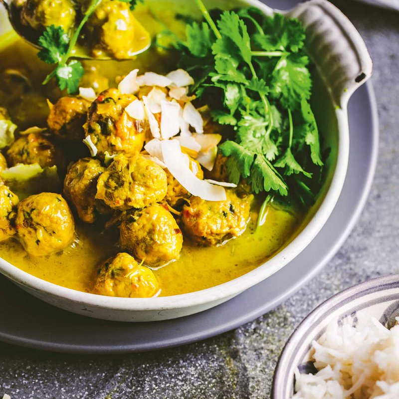 Turmeric coconut curry with chicken meatballs