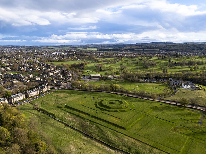 Drier months outdoors grazing on nutritious grass; Graham’s Family Dairy was established in 1939 │ Second and third generation of the Grahams – Robert Sr with his wife Jean, daughter Carol and son Robert │ Graham’s Squidgies are made with creamy whole milk and fruit │ Robert Sr and Jr believe that well-cared for cows produce the best milk, which results in superior products such as their yoghurt, sour cream and more │  The National Wallace Monument watches over the surrounding countryside like a lone sentinel