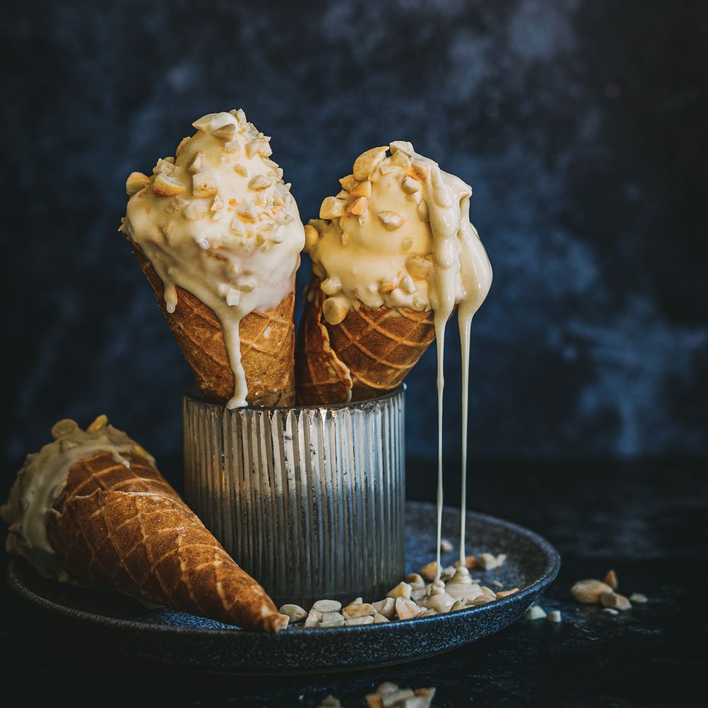 White chocolate hazelnut 'Cornetto'