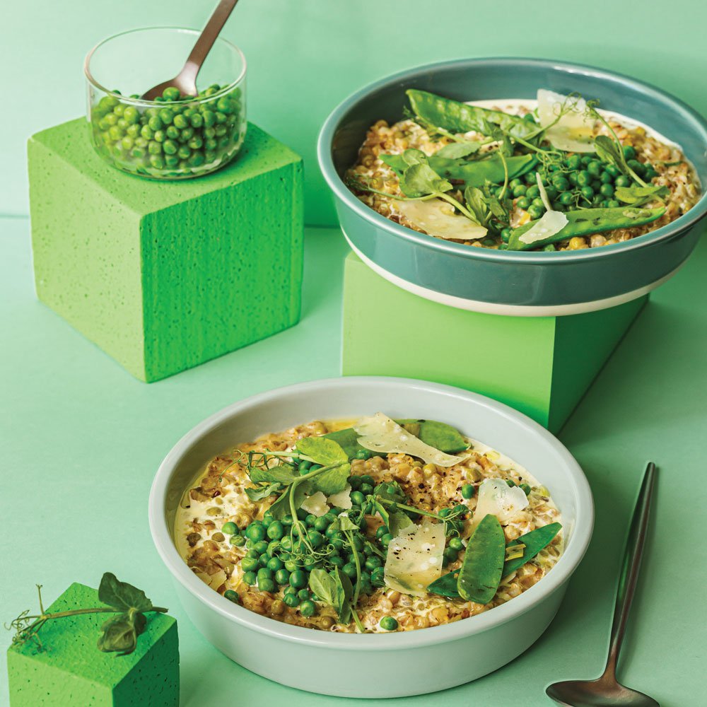 بازلاء مقسومة مع الريزوتو والخرشوف