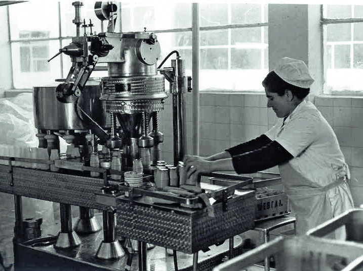 Some of Mevgal’s first employees | Spanikopita cigars with whipped feta and Greek yoghurt | A lot has changed at Mevgal over the years in terms of technology