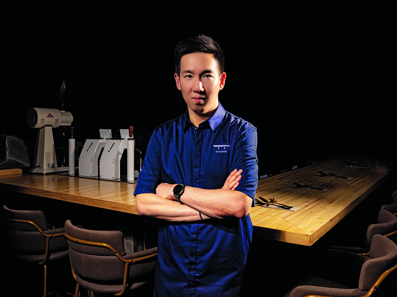 A raindrop cake at Kyo Roll En | Dej Kewkacha