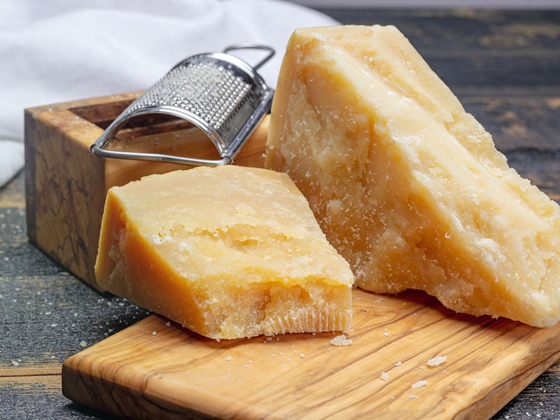 Parmigiano Reggiano’s age dictates its flavour profile ranging from sweet and delicate to warm spicy flavours with meat stock aromas
