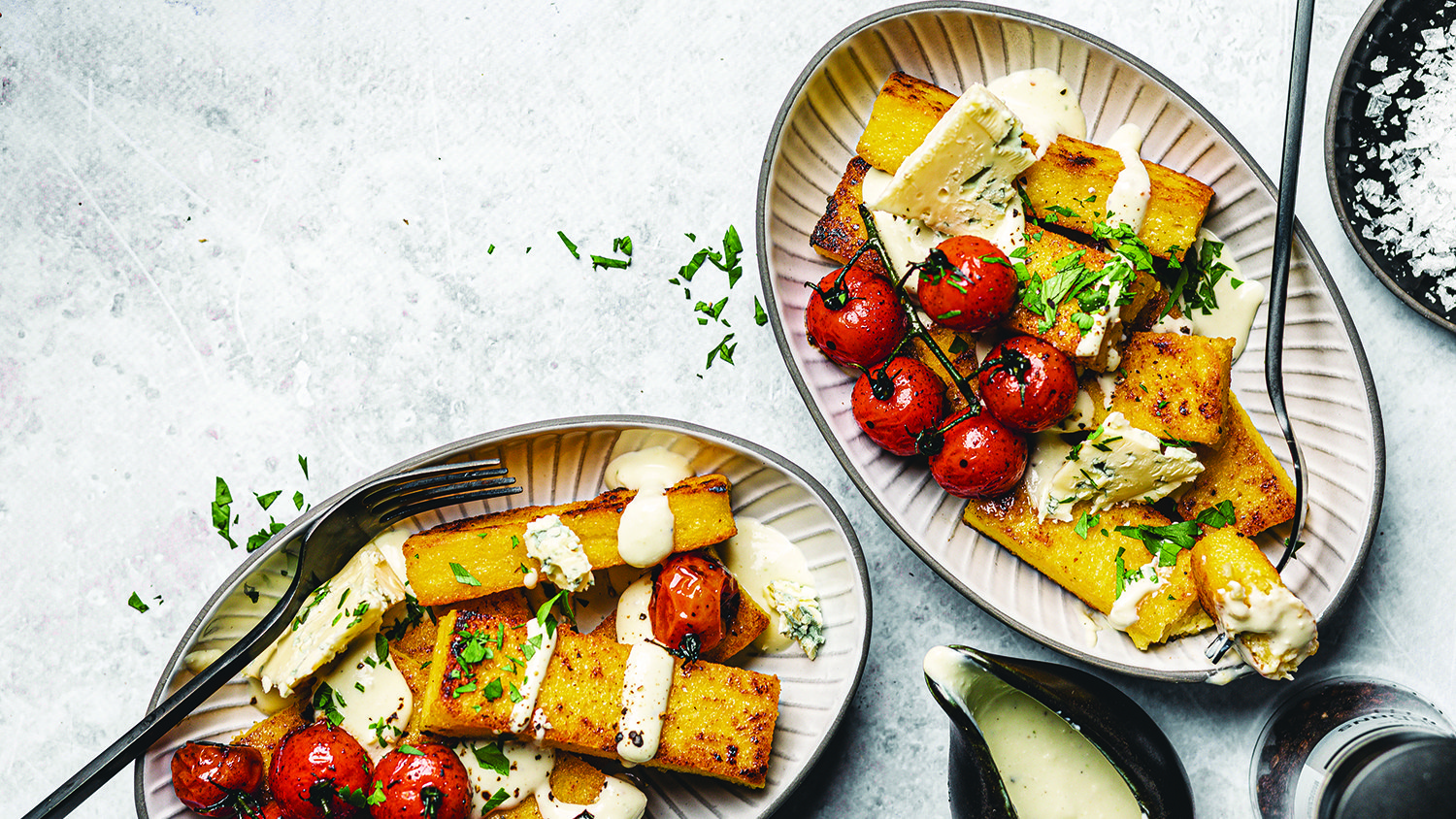 Polenta fries with gorgonzola dressing