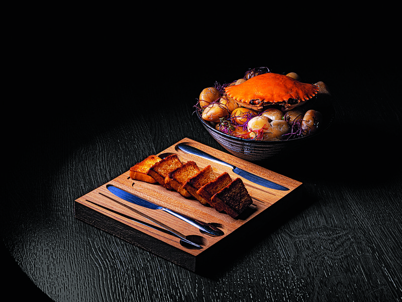 Blue crab with mud crab roe emulsion, black pepper jam, crab butter bread and crab broth at Potong | chef Pam | Potong’s “Surat Thani” oyster with black squid and black pearl |  A beverage in the making at Potong’s in-house bar Opium