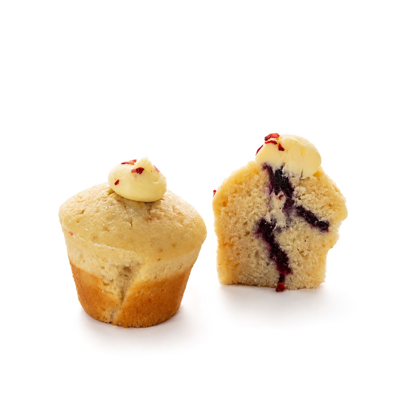 Victorias Strawberry Cream Muffin 120g
